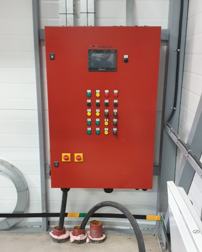 Пример установки шкафа управления насосами в системах водяного пожаротушения «Поток-П»